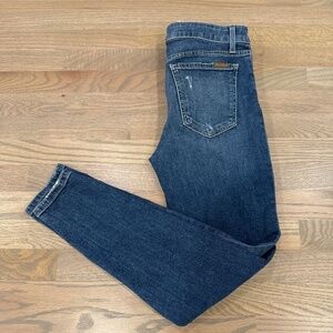 Joe’s high rise, skinny button fly ankle jeans size 27